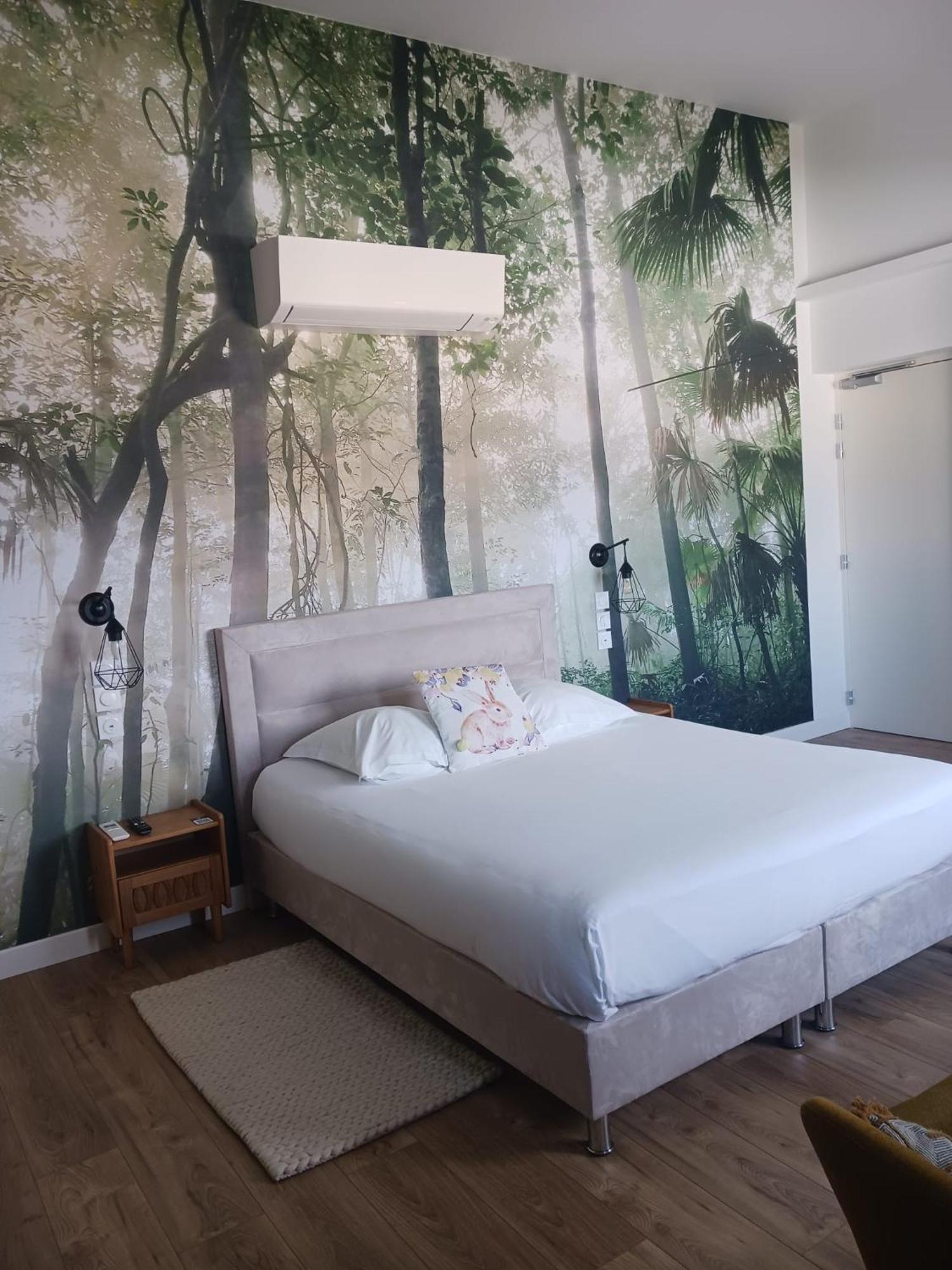Hotel Merion Villars-les-Dombes Esterno foto
