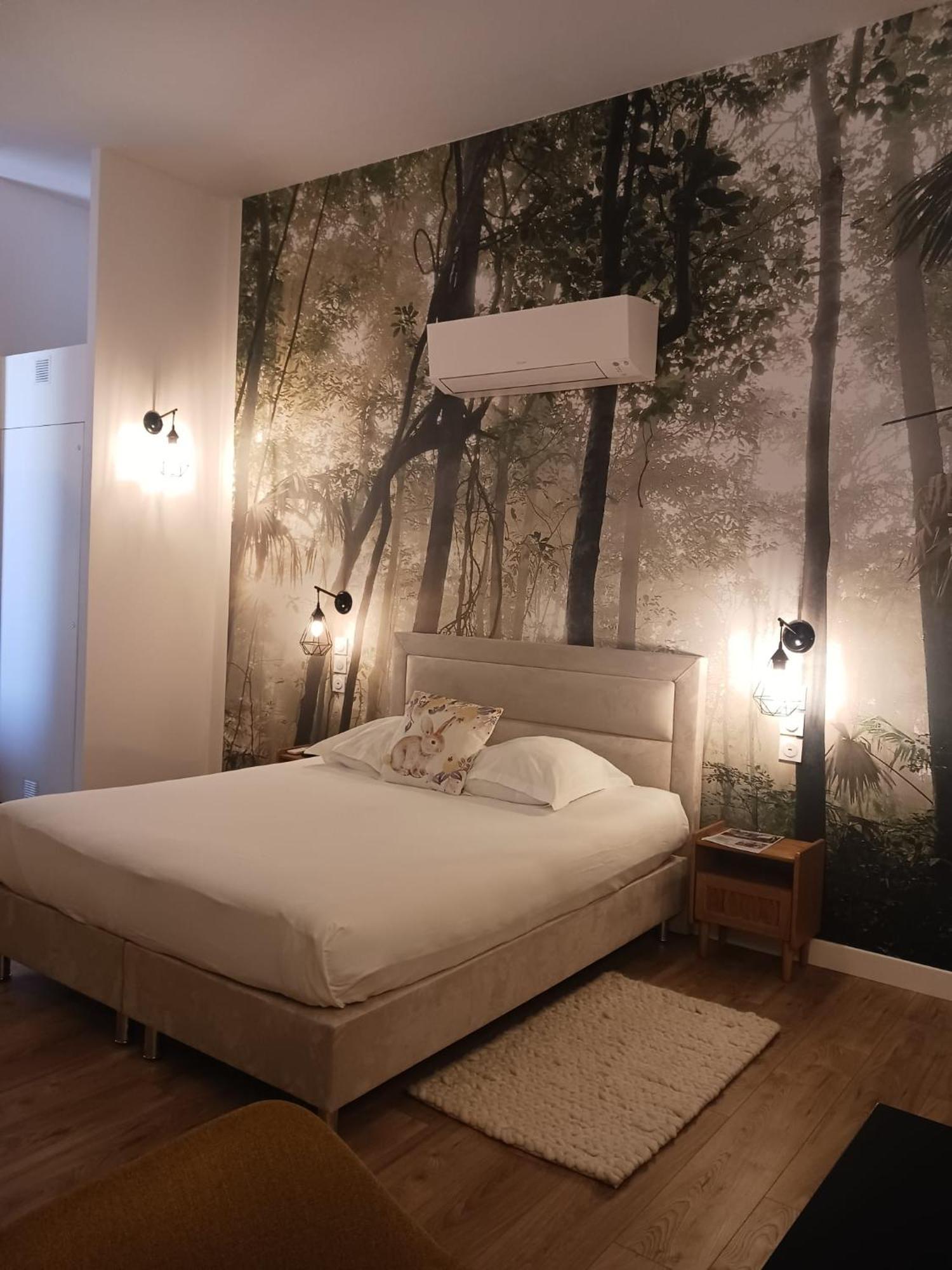 Hotel Merion Villars-les-Dombes Esterno foto